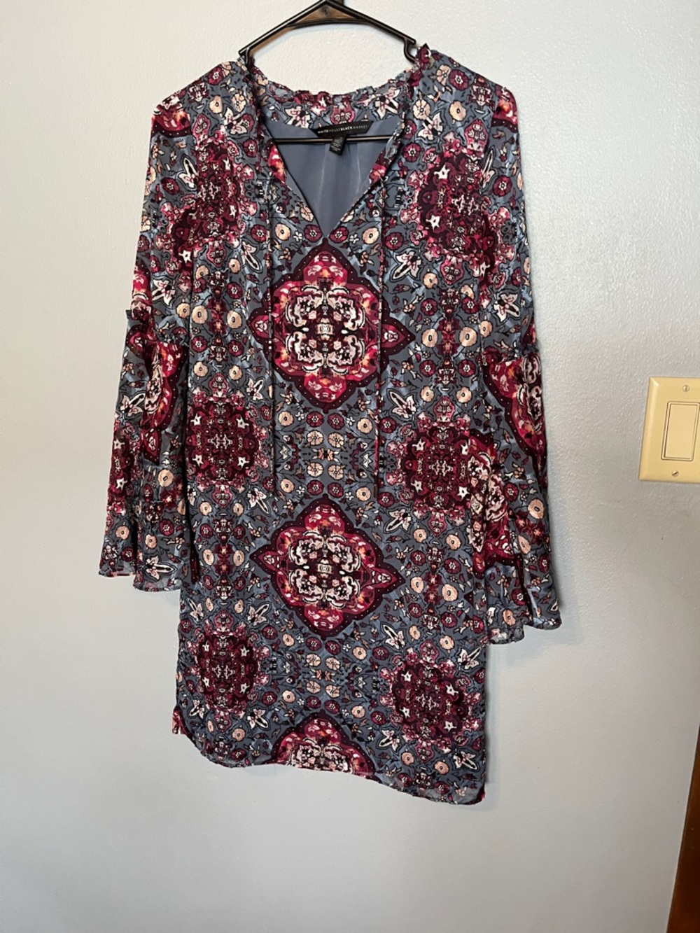 White House Black Market Gray Dress with Pink and Cream Floral Trim